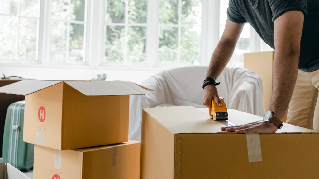 MOVING SUPPLIES